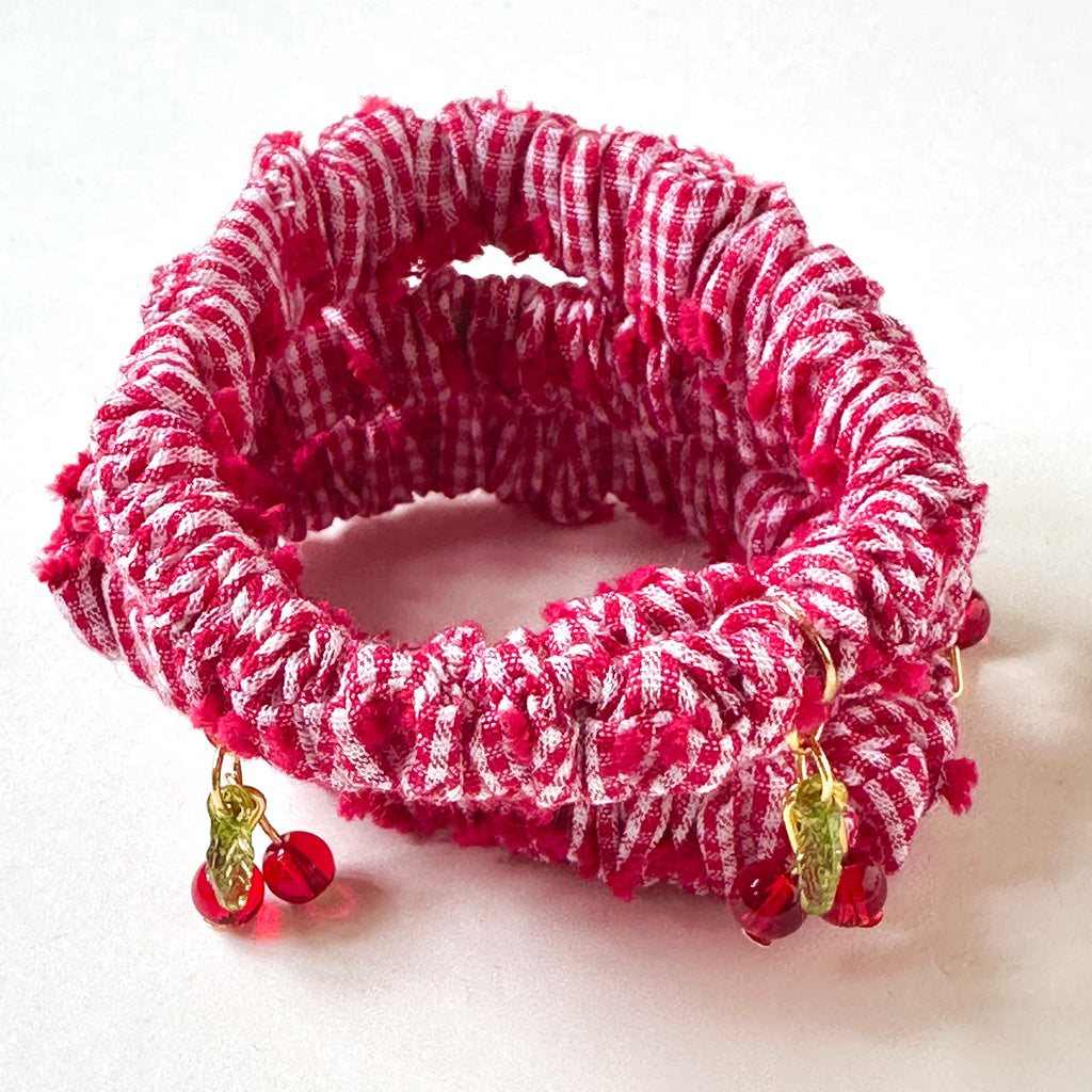 ? NWOT Sézane Red Gingham Pattern Scrunchie Picnic Holiday ? NWOT Sézane Red Gingham Pattern Scrunchie Picnic Holiday main image 3