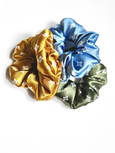 Retro Medallion Collection | Silky Satin Scrunchies | Floofy Oversize Scrunchie | Knot Scrunchie | Handmade-scrunchies-Bardot Bow Gallery-Cornflower-Floofy Scrunchie-Bardot Bow Gallery