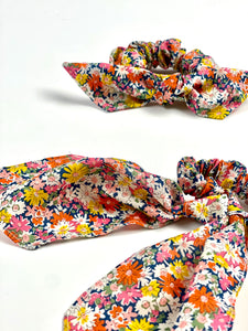 Summer Daisies Scarf Scrunchie-scarf scrunchie-Bardot Bow Gallery-Bardot Bow Gallery